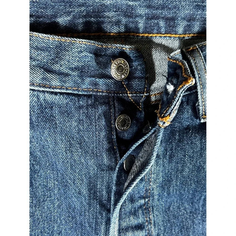 Levis 501 Original Fit Mens Blue Straight Leg Denim Jeans 32x33 Medium Wash